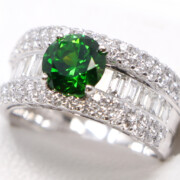 デマントイドガーネット