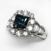 アレキサンドライト