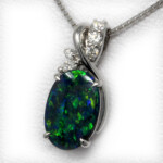 ブラックオパール